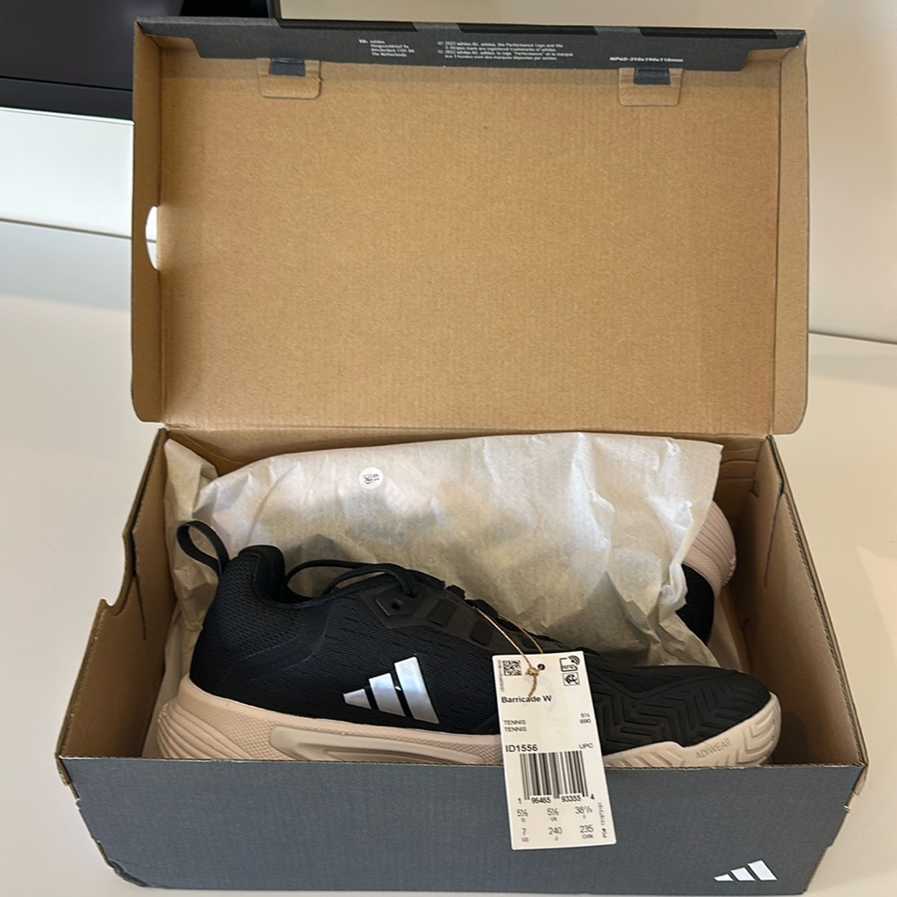 Adidas Barricade tennis sneakers, size 7